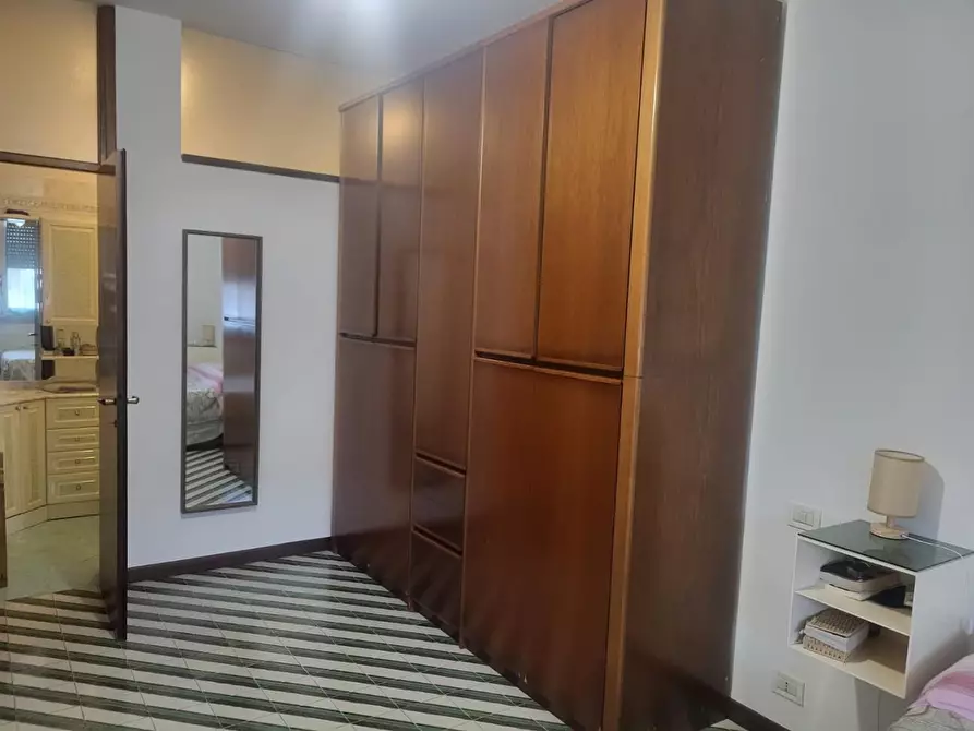 Immagine 10 di Appartamento in vendita  a Carrara