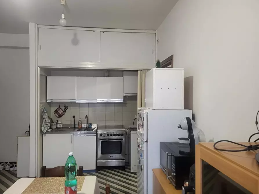 Immagine 6 di Appartamento in vendita  a Carrara