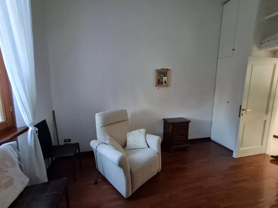 Immagine 5 di Appartamento in vendita  a Capraia E Limite