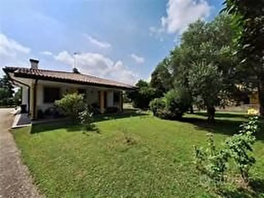 Immagine 1 di Terreno residenziale in vendita  a Montecatini Terme