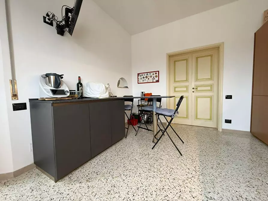 Immagine 16 di Appartamento in vendita  a Siena