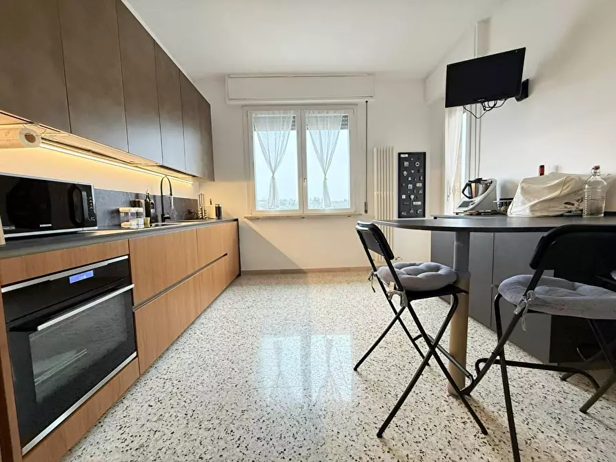 Immagine 15 di Appartamento in vendita  a Siena