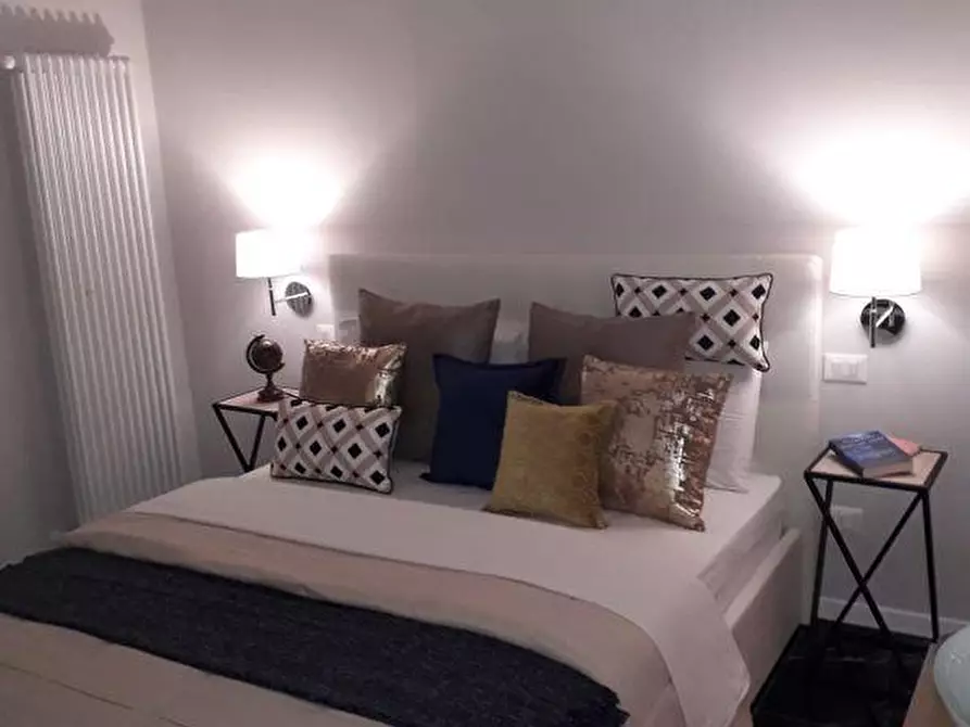 Immagine 57 di Villa in vendita  a Buti