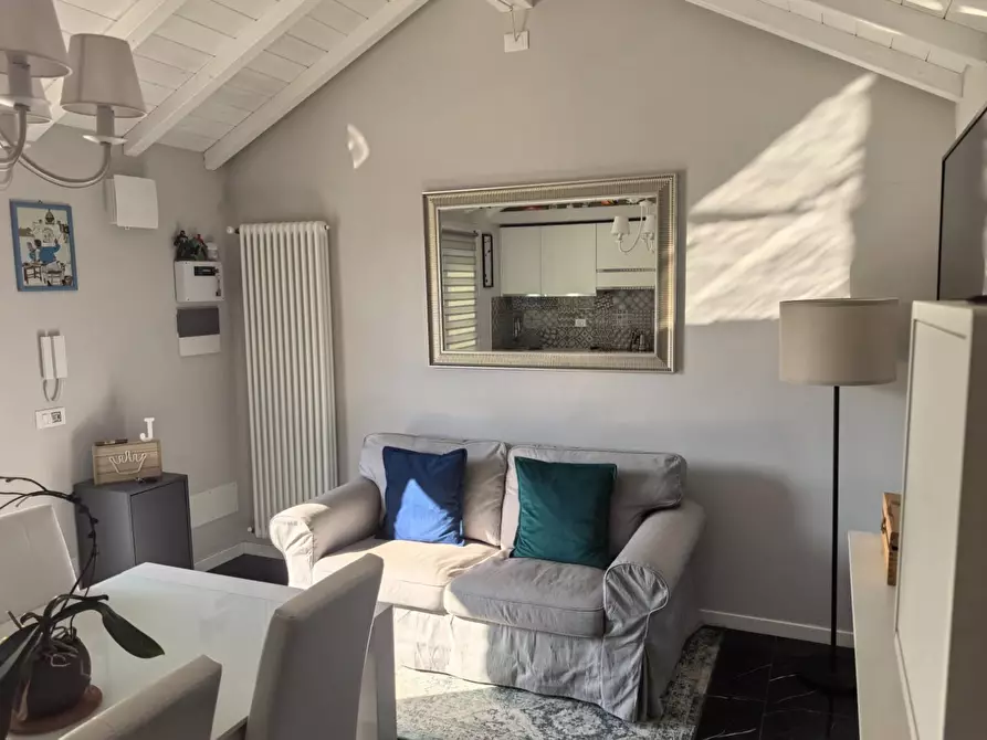 Immagine 71 di Villa in vendita  a Buti