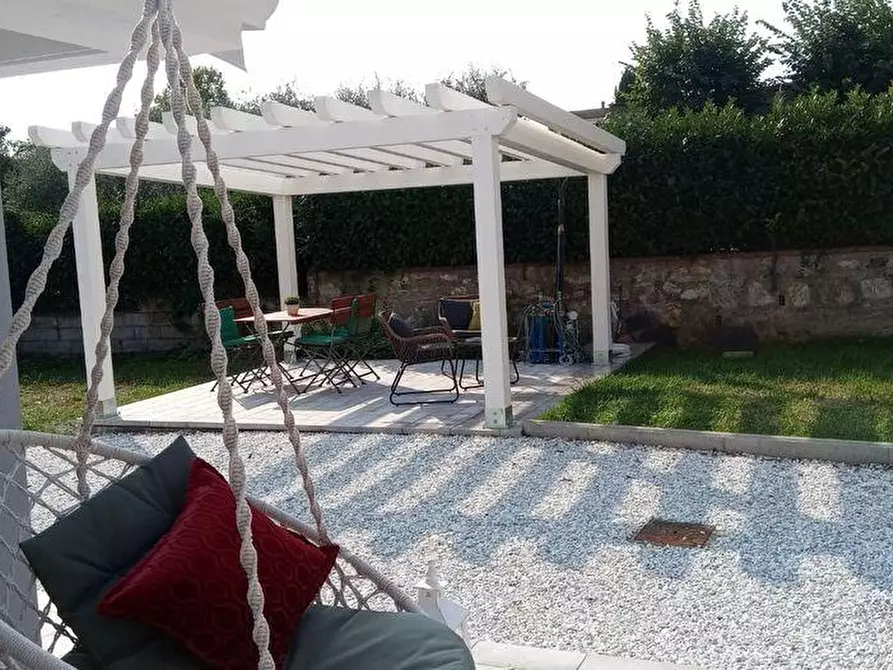 Immagine 22 di Villa in vendita  a Buti