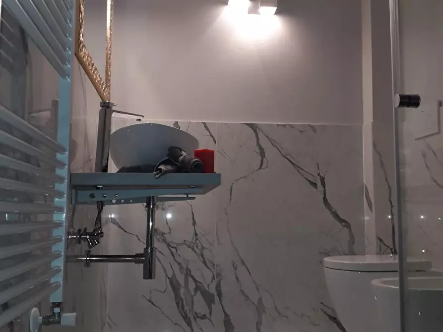 Immagine 38 di Villa in vendita  a Buti