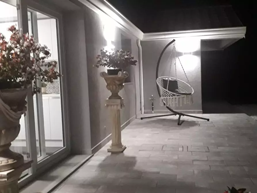 Immagine 60 di Villa in vendita  a Buti