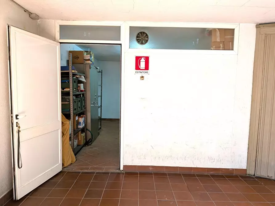 Immagine 75 di Porzione di casa in vendita  a Massa