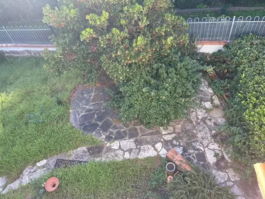 Immagine 11 di Casa bifamiliare in vendita  a Pisa