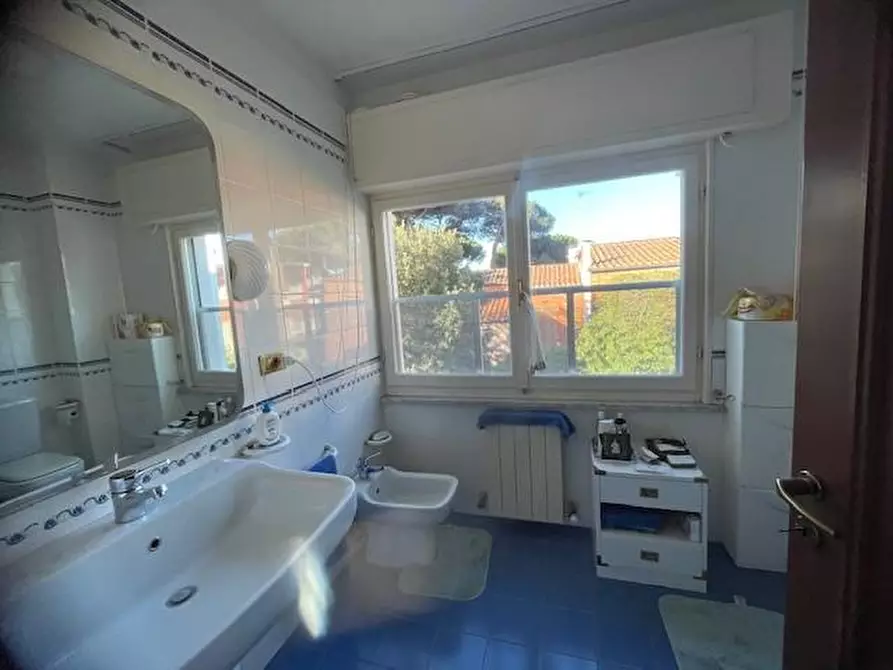 Immagine 41 di Casa bifamiliare in vendita  a Pisa