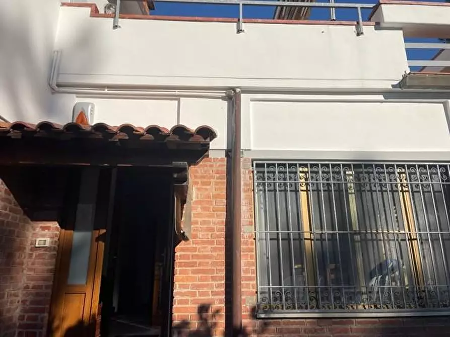 Immagine 19 di Casa bifamiliare in vendita  a Pisa