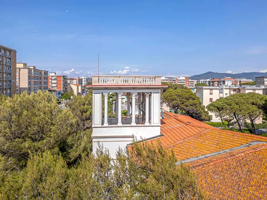 Immagine 32 di Appartamento in vendita  a Livorno