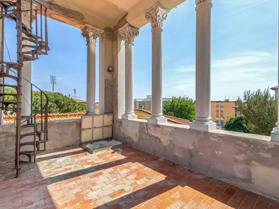 Immagine 29 di Appartamento in vendita  a Livorno