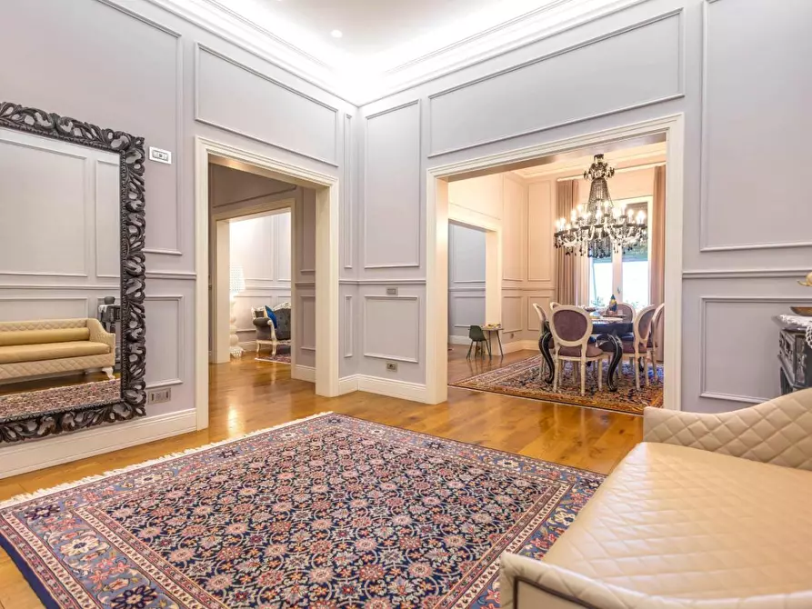 Immagine 6 di Appartamento in vendita  a Livorno