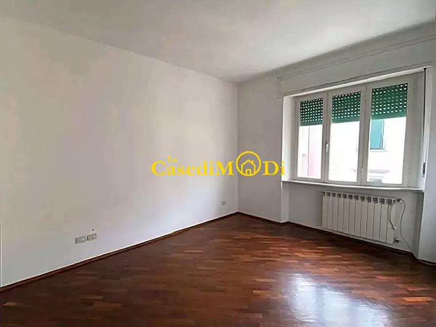 Immagine 17 di Appartamento in vendita  a Livorno