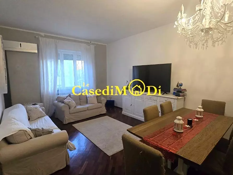 Immagine 3 di Appartamento in vendita  a Livorno