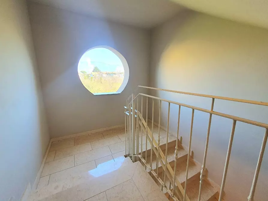 Immagine 25 di Appartamento in vendita  a Lucca