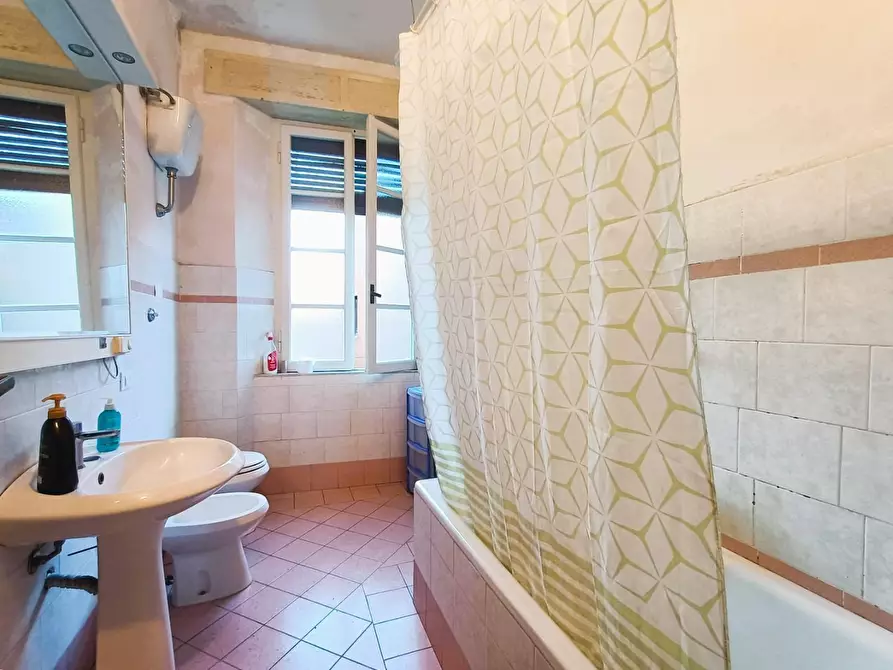 Immagine 19 di Appartamento in vendita  a Pisa