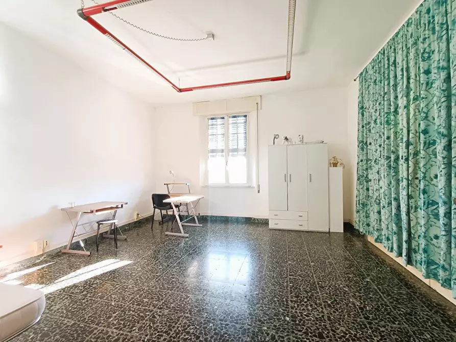 Immagine 5 di Appartamento in vendita  a Pisa