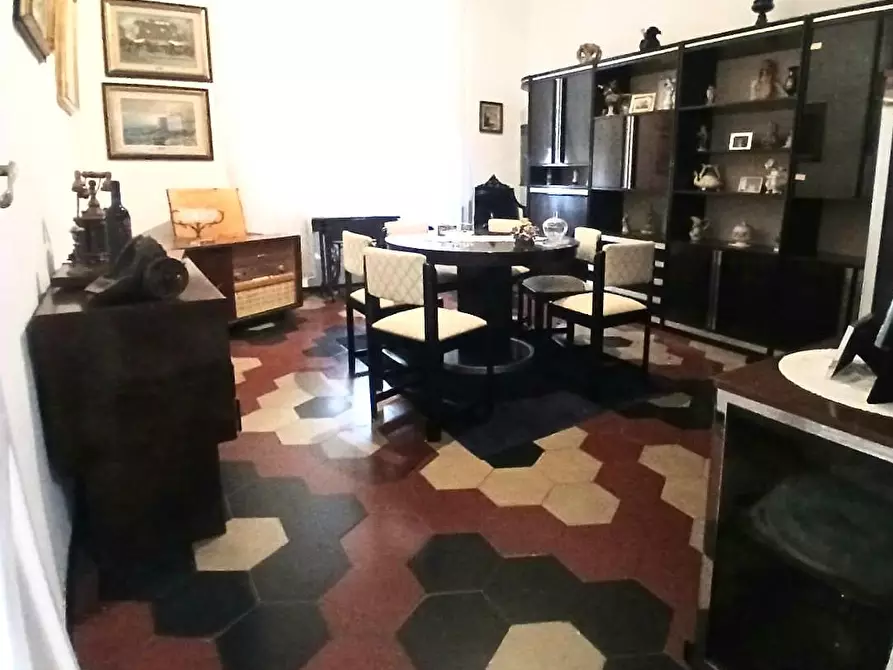 Immagine 3 di Appartamento in vendita  a Livorno