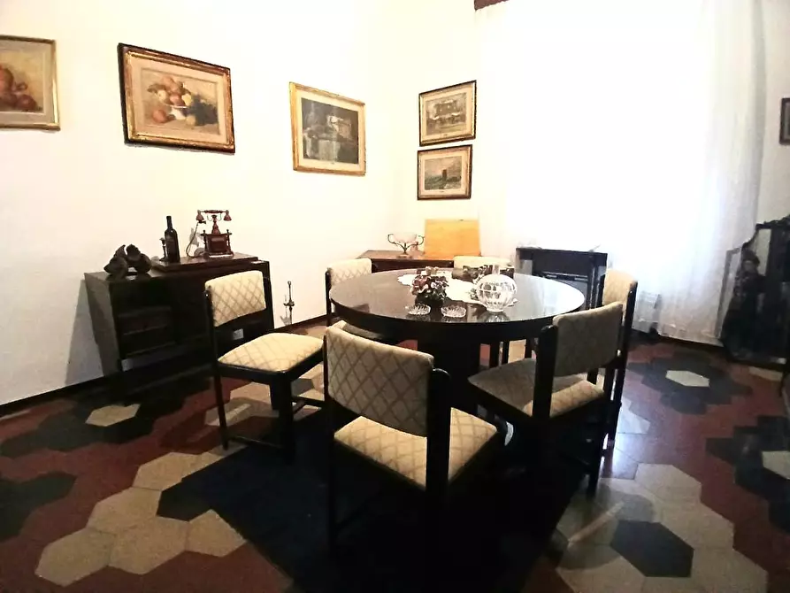 Immagine 2 di Appartamento in vendita  a Livorno