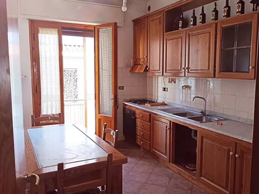 Immagine 1 di Appartamento in vendita  a Prato