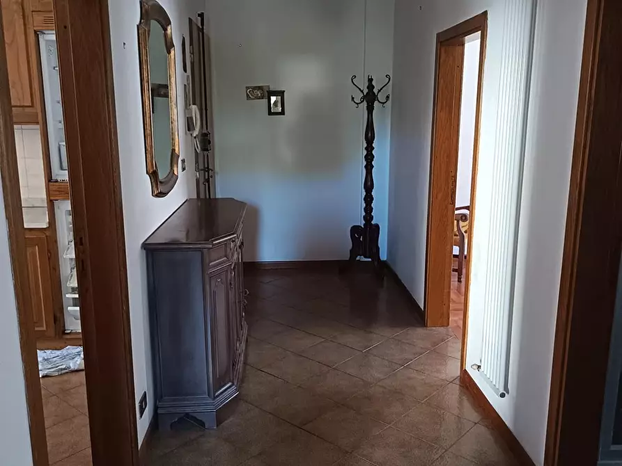 Immagine 10 di Appartamento in vendita  a Prato