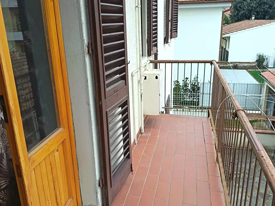 Immagine 15 di Appartamento in vendita  a Prato