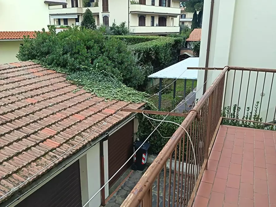 Immagine 24 di Appartamento in vendita  a Prato