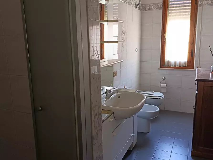 Immagine 32 di Appartamento in vendita  a Prato