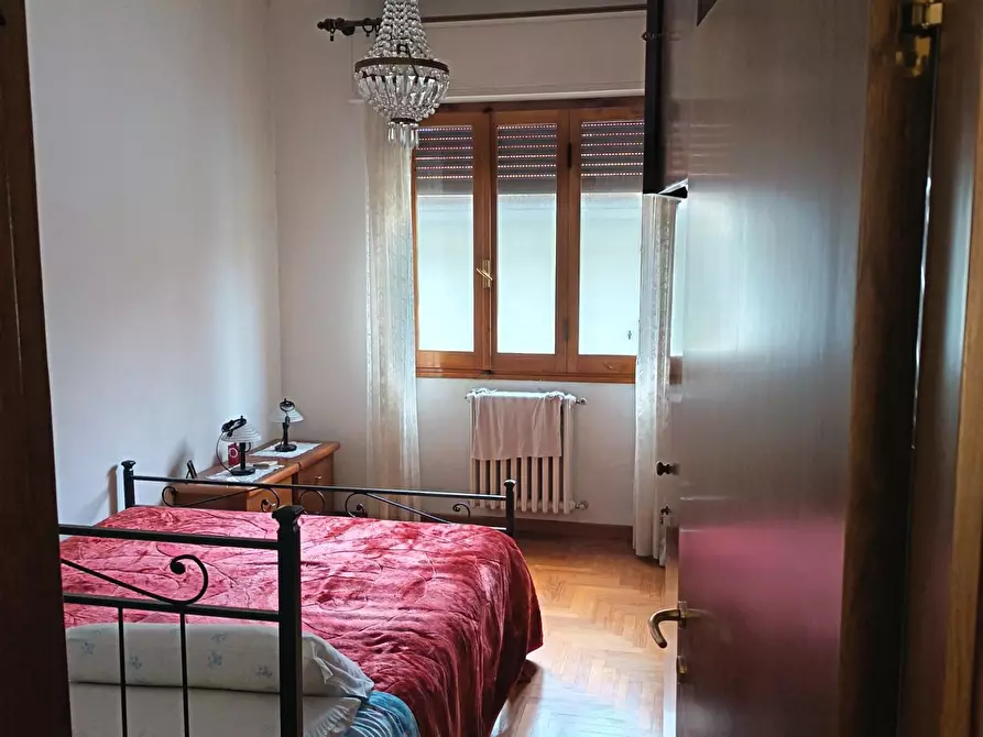 Immagine 10 di Appartamento in vendita  a Prato