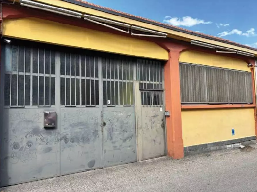 Immagine 1 di Capannone industriale in vendita  a Pavia