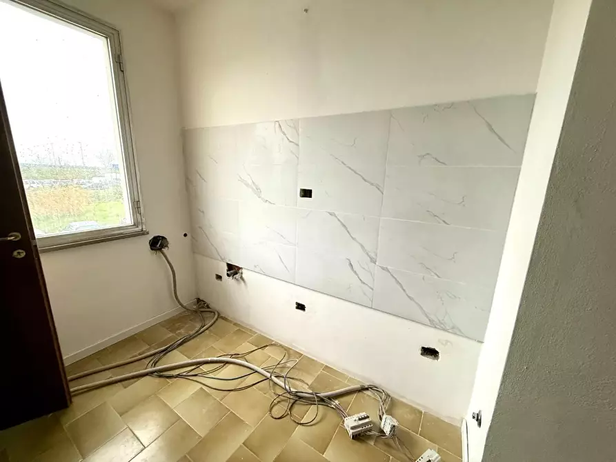 Immagine 6 di Ufficio in affitto  a Ponsacco