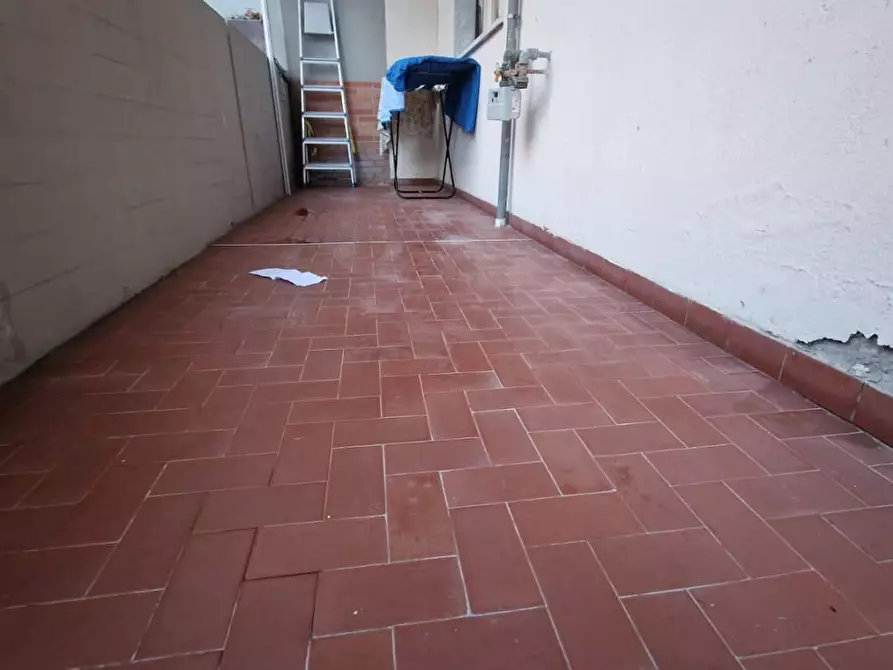 Immagine 11 di Appartamento in vendita  a Carrara