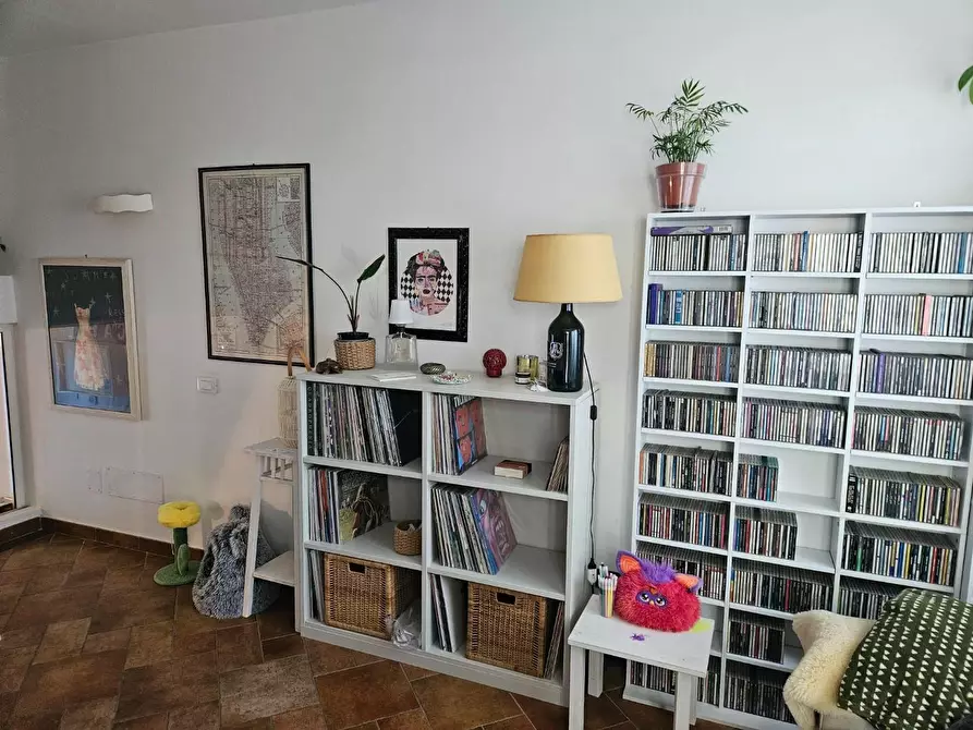 Immagine 11 di Villetta a schiera in vendita  a Livorno