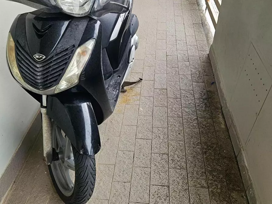 Immagine 37 di Villetta a schiera in vendita  a Livorno