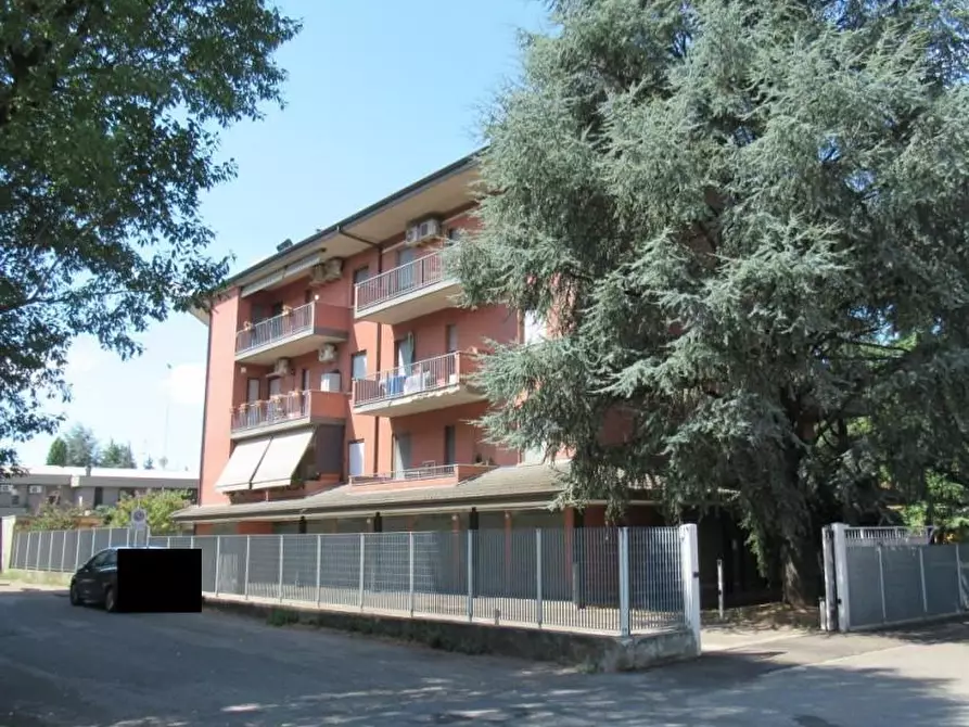 Immagine 2 di Appartamento in vendita  a Voghera