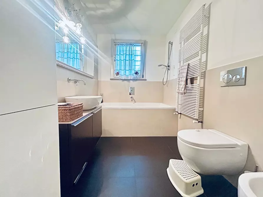 Immagine 26 di Villa in vendita  a Empoli