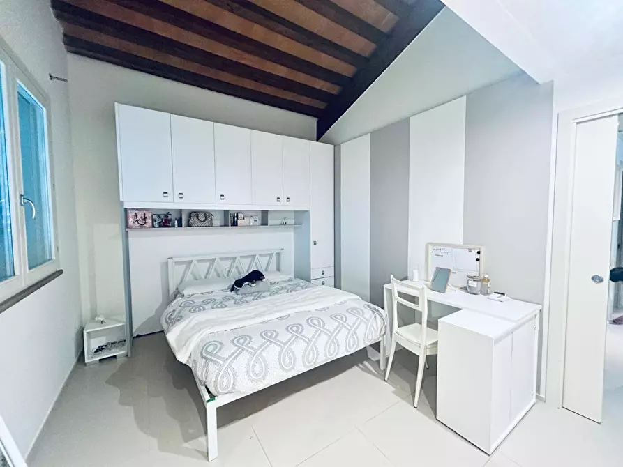 Immagine 24 di Villa in vendita  a Empoli