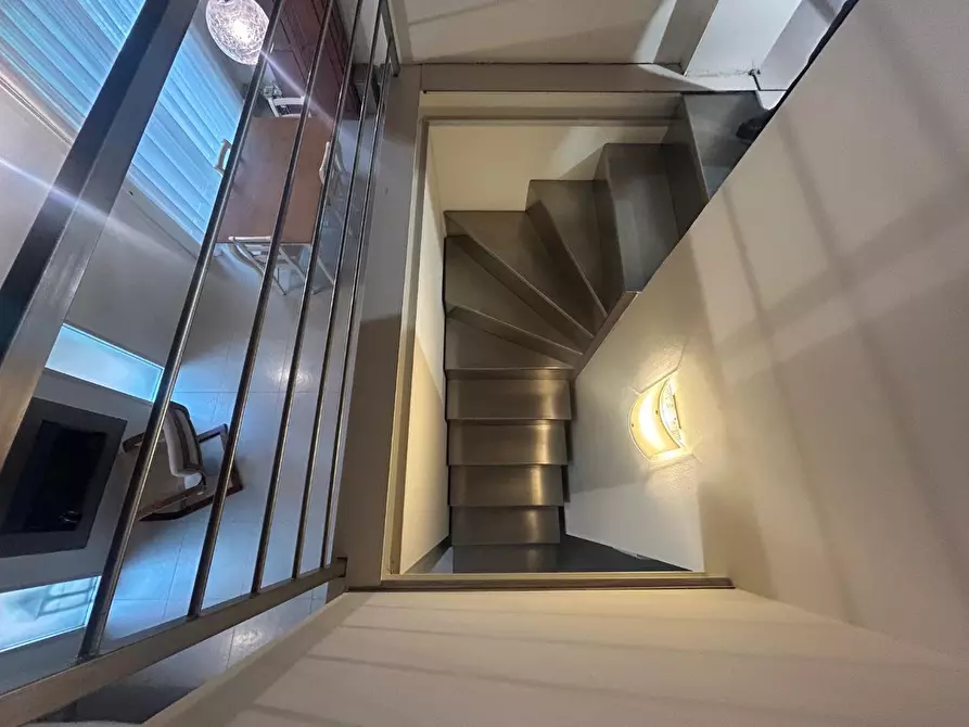 Immagine 11 di Villa in vendita  a Empoli