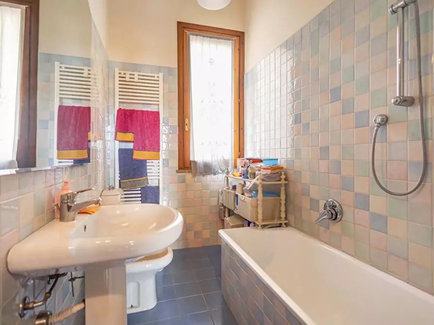 Immagine 17 di Appartamento in vendita  a Castelfranco Di Sotto