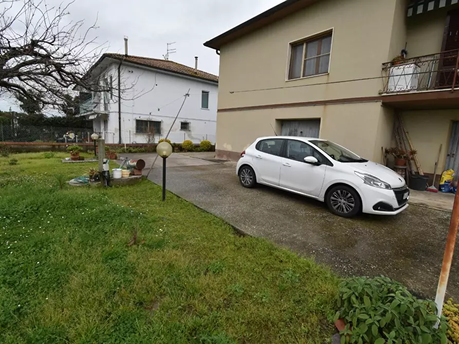 Immagine 63 di Villa in vendita  a San Giuliano Terme