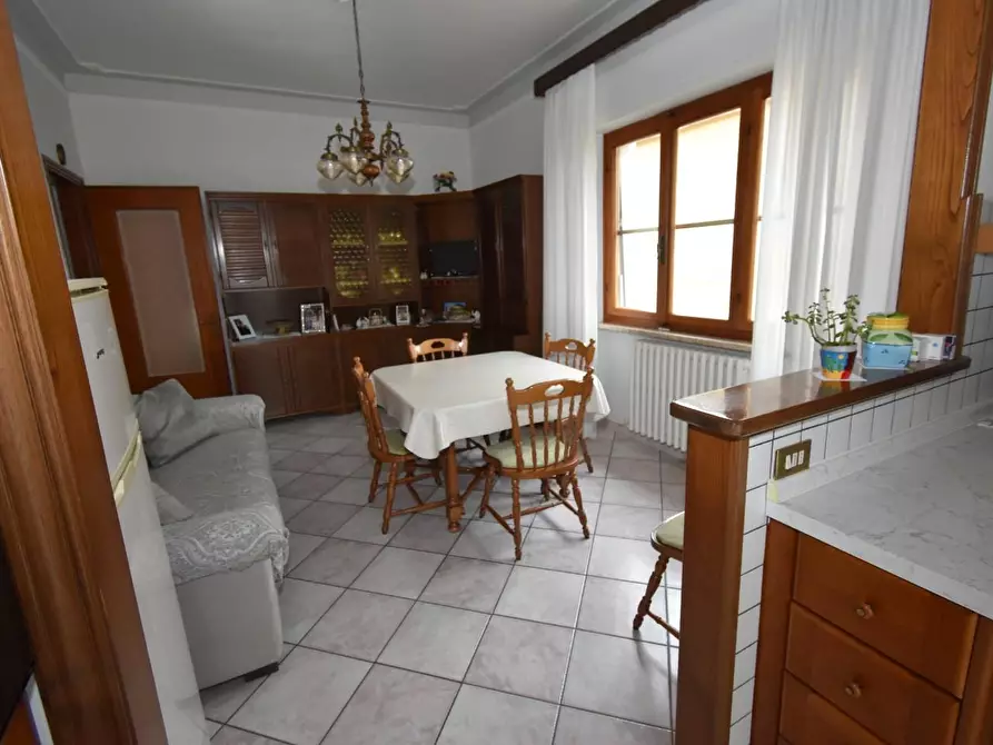 Immagine 12 di Villa in vendita  a San Giuliano Terme