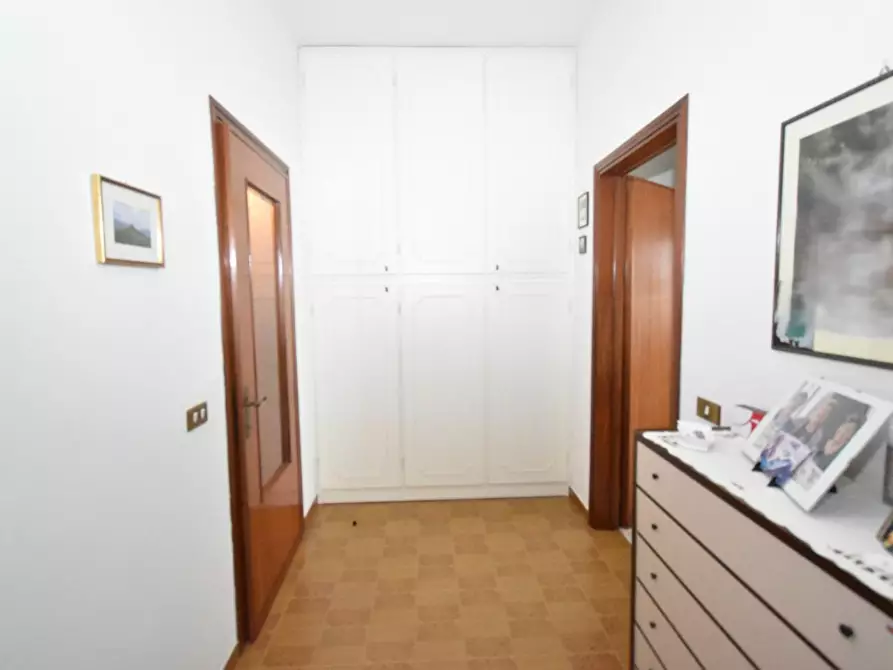 Immagine 21 di Villa in vendita  a San Giuliano Terme