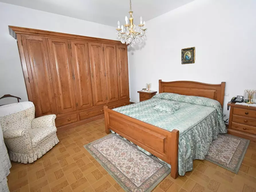 Immagine 26 di Villa in vendita  a San Giuliano Terme