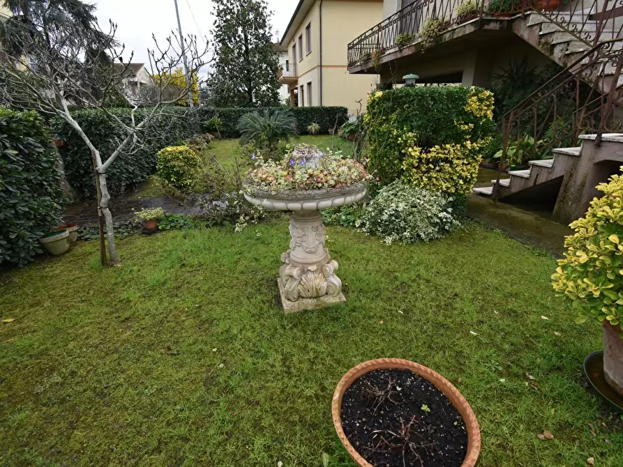 Immagine 67 di Villa in vendita  a San Giuliano Terme
