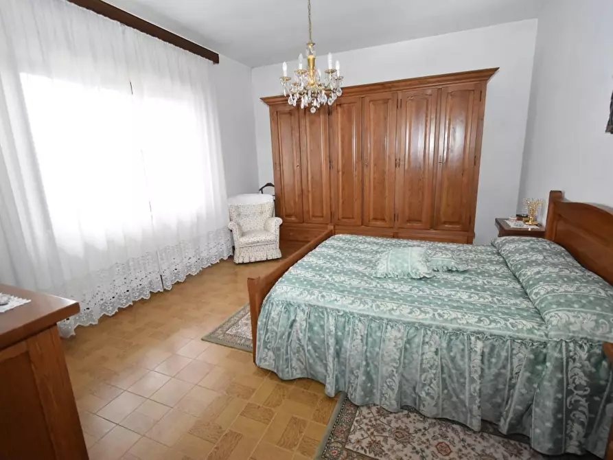 Immagine 25 di Villa in vendita  a San Giuliano Terme