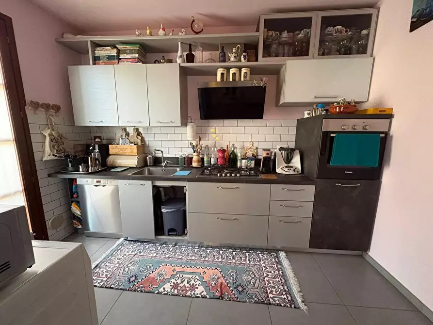 Immagine 10 di Appartamento in vendita  a Crespina Lorenzana