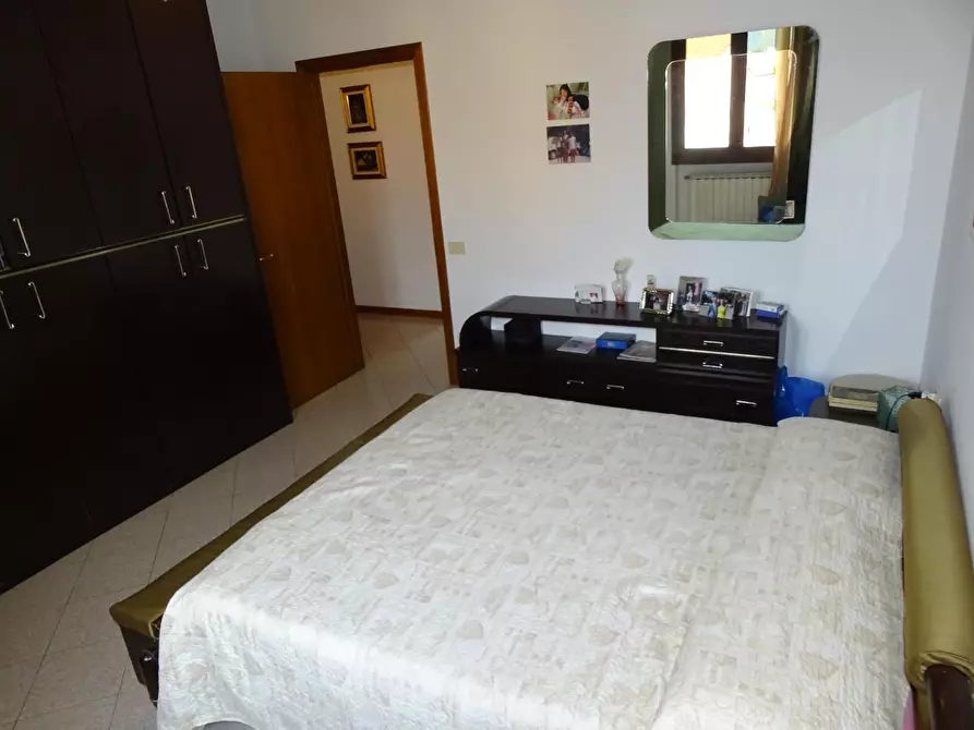 Immagine 14 di Appartamento in vendita  a Prato