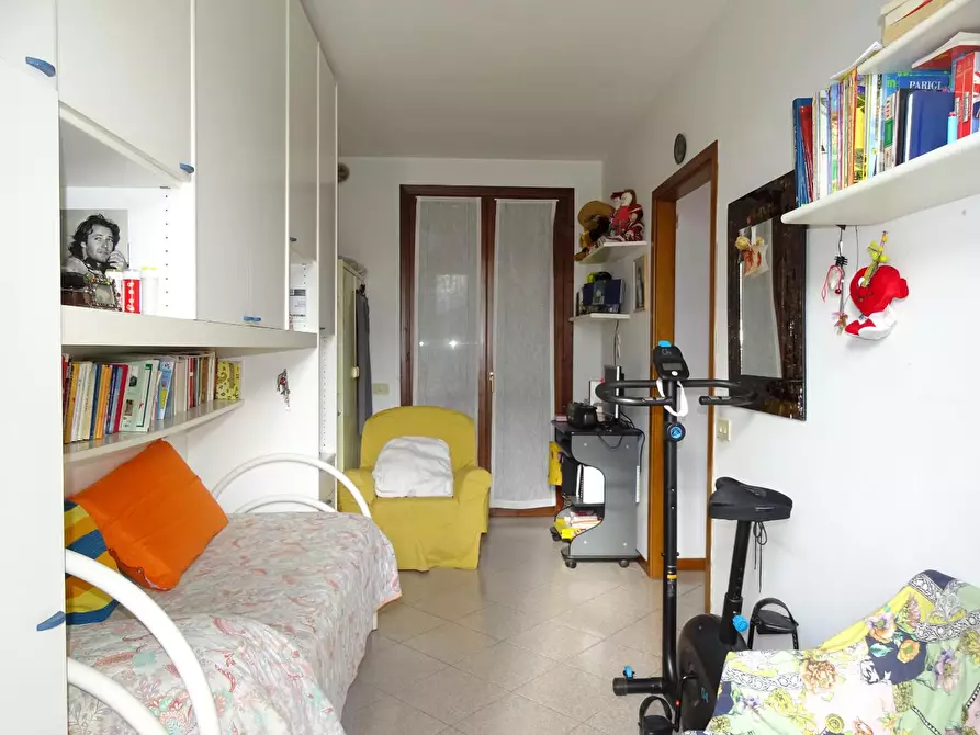 Immagine 18 di Appartamento in vendita  a Prato